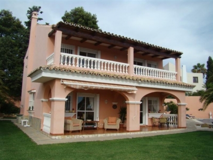 Estepona property: Villa for sale in Estepona 116465