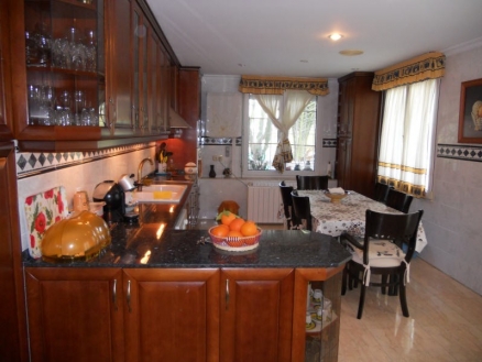 Villa&nbsp;with&nbsp;5&nbsp;bedroom&nbsp;in&nbsp;town&nbsp;116591