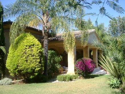 Villa for sale in town 116630