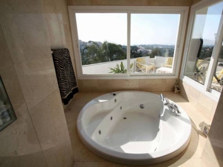 La&nbsp;Quinta&nbsp;property:&nbsp;Malaga&nbsp;property&nbsp;|&nbsp;5&nbsp;bedroom&nbsp;Villa&nbsp;116971