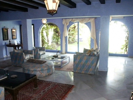 Villa for sale in town, Malaga 116989