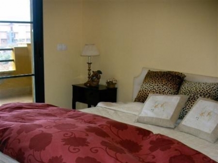 Apartment for sale in town, Cadiz 117004