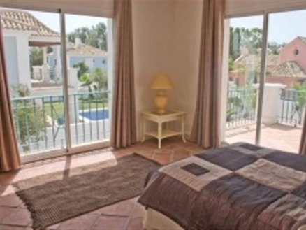 La&nbsp;Duquesa&nbsp;property:&nbsp;Malaga&nbsp;property&nbsp;|&nbsp;4&nbsp;bedroom&nbsp;Villa&nbsp;117299