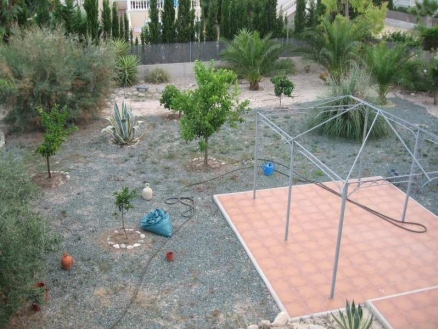 Villa with 3 bedroom in town 117449