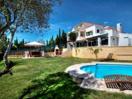 Villa for sale in town 76041