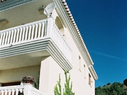 Villa with 3 bedroom in town 76046