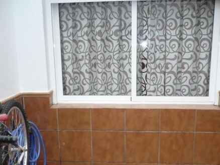 Gibraleon property: Duplex with 3 bedroom in Gibraleon 76058