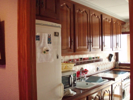 Apartment with 3 bedroom in town 76164