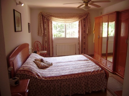 Villa with 4 bedroom in town, Spain 76651