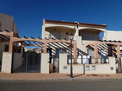 La Alfoquia property: Townhome for sale in La Alfoquia 77134