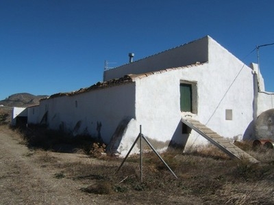 Velez-Rubio property: Farmhouse for sale in Velez-Rubio, Almeria 77158