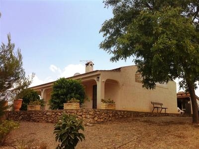 Purias property: Farmhouse for sale in Purias 77193