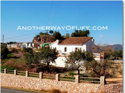 Almogia property: Farmhouse for sale in Almogia 78354