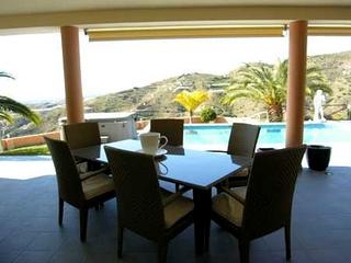 Sayalonga property: Villa for sale in Sayalonga, Malaga 80462