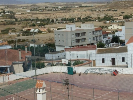 Turre property: Townhome with 4 bedroom in Turre 80831