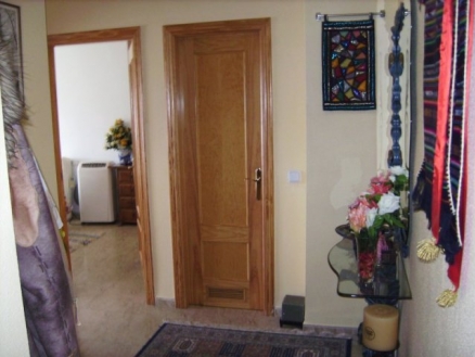 town Apartment 80881