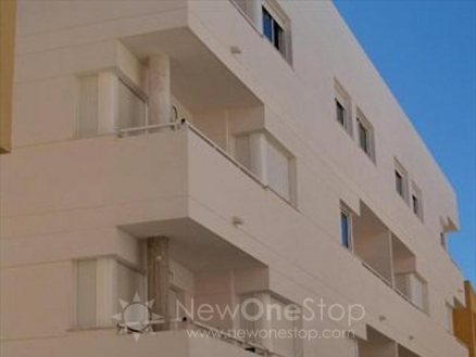Garrucha property: Apartment for sale in Garrucha 81076