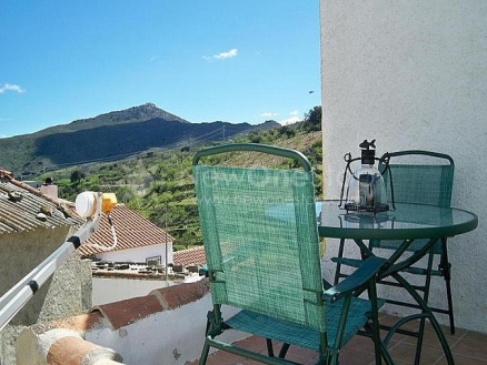 Benizalon property: Townhome with 3 bedroom in Benizalon 81107