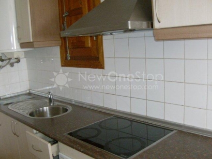 Apartment for sale in town, Spain 81120