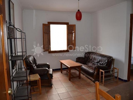 Apartment&nbsp;for&nbsp;sale&nbsp;in&nbsp;town,&nbsp;Spain&nbsp;81205