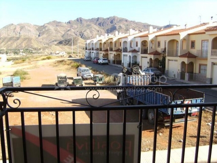 Townhome&nbsp;for&nbsp;sale&nbsp;in&nbsp;town,&nbsp;Spain&nbsp;81273