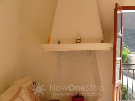 Country&nbsp;Property&nbsp;for&nbsp;sale&nbsp;in&nbsp;town,&nbsp;Granada&nbsp;81324