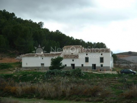 Velez-Rubio property: Country Property for sale in Velez-Rubio 81406
