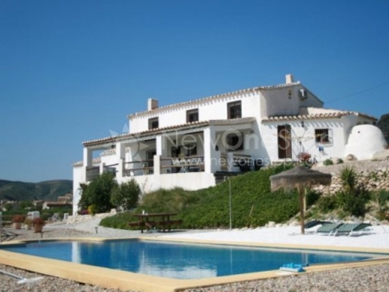 Cariatiz property: Country Property for sale in Cariatiz 81407