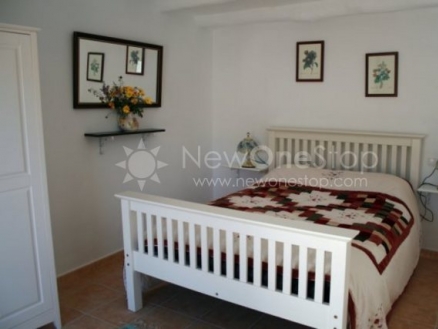 Cariatiz property: Country Property for sale in Cariatiz, Almeria 81407