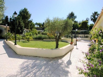 Orba property: Villa for sale in Orba, Alicante 82190