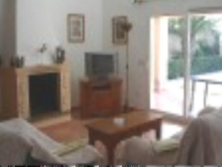 Villa with 3 bedroom in town 82198