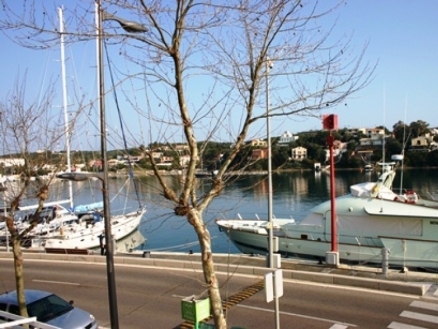 Apartment for sale in town 82657