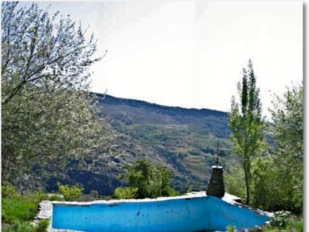 Berchules property: Farmhouse in Granada for sale 83278