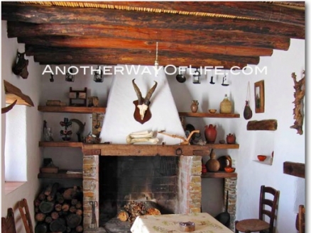 Valor property: Farmhouse with 2 bedroom in Valor, Spain 83285