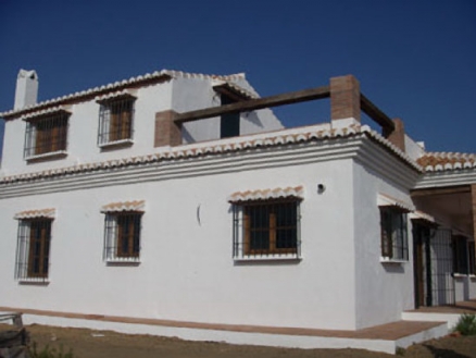 Salares&nbsp;property:&nbsp;Villa&nbsp;with&nbsp;4&nbsp;bedroom&nbsp;in&nbsp;Salares,&nbsp;Spain&nbsp;84628