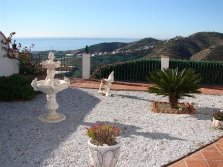 Villa with 2 bedroom in town 85823