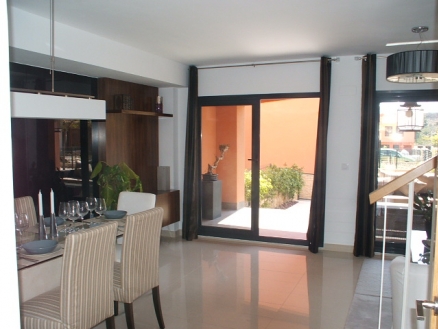 Townhome with 3 bedroom in town, Spain 85950