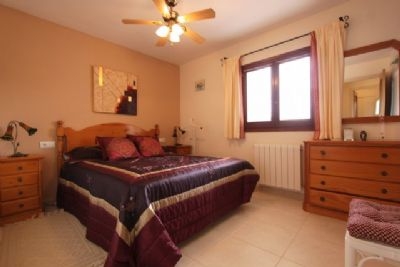 Villa with 3 bedroom in town, Spain 94035