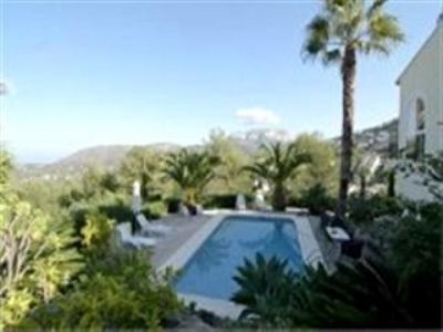La Sella property: Villa for sale in La Sella 94208