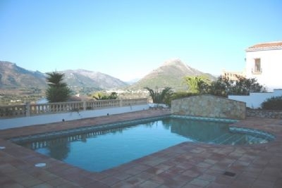 Villa with 3 bedroom in town 94562