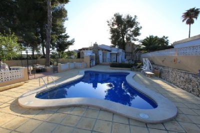 Villa for sale in town 94771
