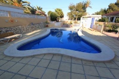 Villa for sale in town, Spain 94771