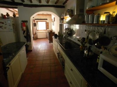 Villa&nbsp;for&nbsp;sale&nbsp;in&nbsp;town,&nbsp;Spain&nbsp;94898