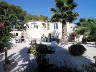 Villa&nbsp;for&nbsp;sale&nbsp;in&nbsp;town&nbsp;94930