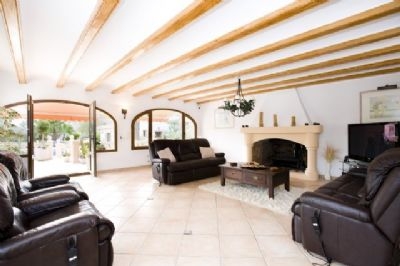Villa with 5 bedroom in town 94995