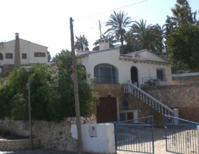 Villa for sale in town 95333