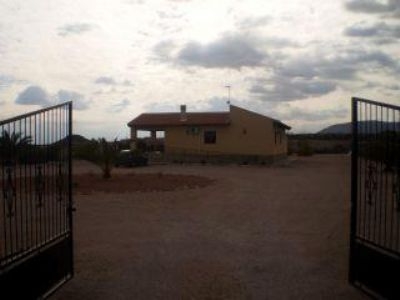 Fortuna property: Villa for sale in Fortuna 95373