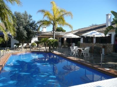 Villa with 6 bedroom in town 95405