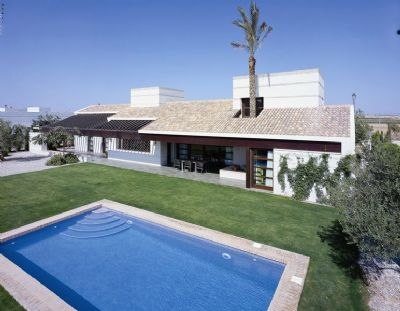 Villa for sale in town, Spain 95407