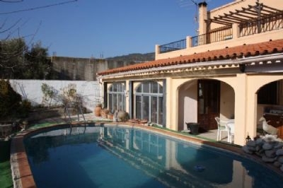 Castell De Castells property: Townhome for sale in Castell De Castells 95463